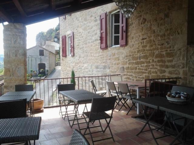 La Terrasse De Peyre Bed & Breakfast Compregnac Exterior photo